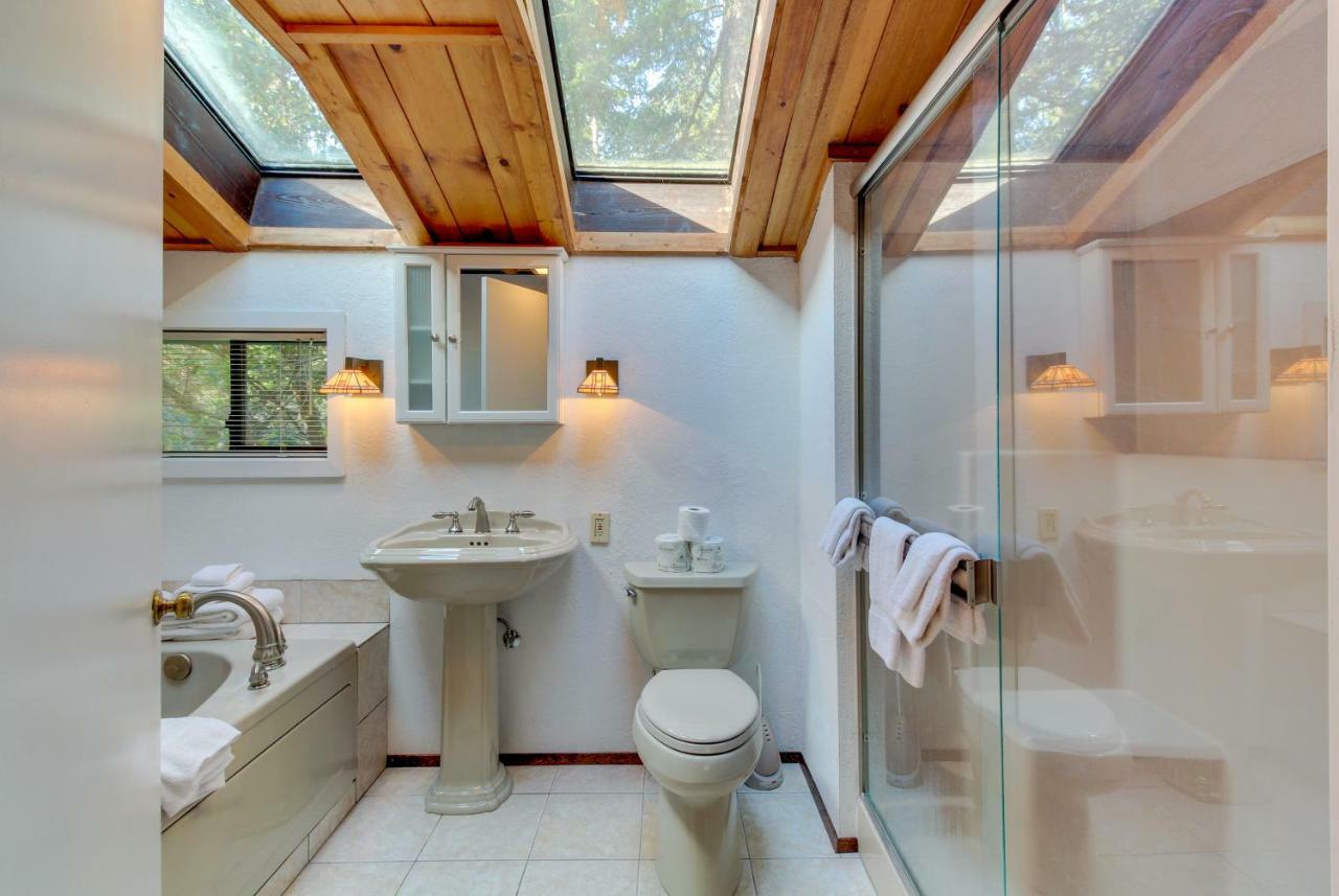 Lopez Island Hunter Bay Waterfront Home 外观 照片